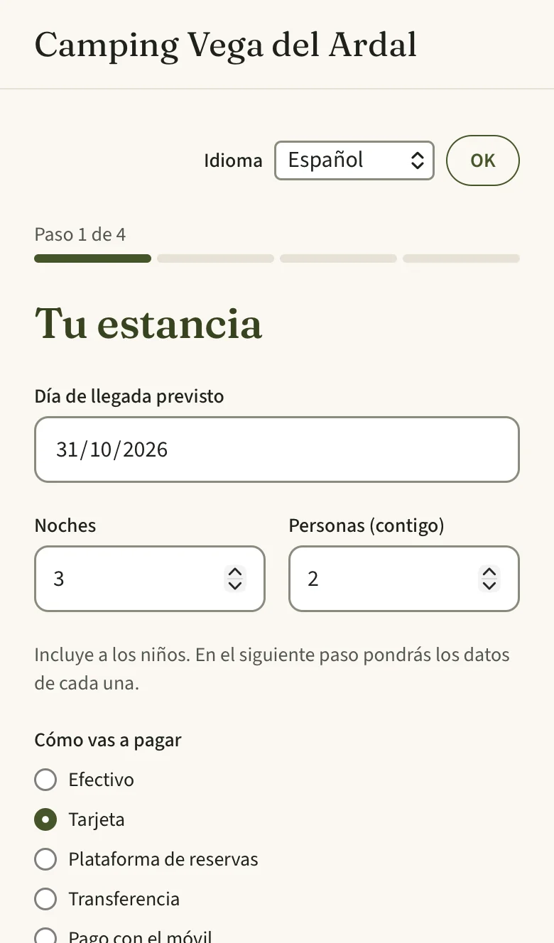 Paso 1 de 4 en el móvil, «Tu estancia»: día de llegada, noches, personas y forma de pago