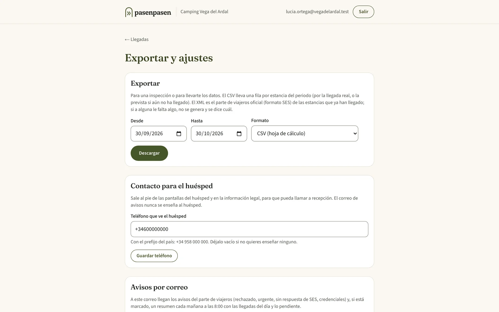 Pantalla «Exportar y ajustes»: exportación en CSV y XML, teléfono para el huésped y avisos por correo