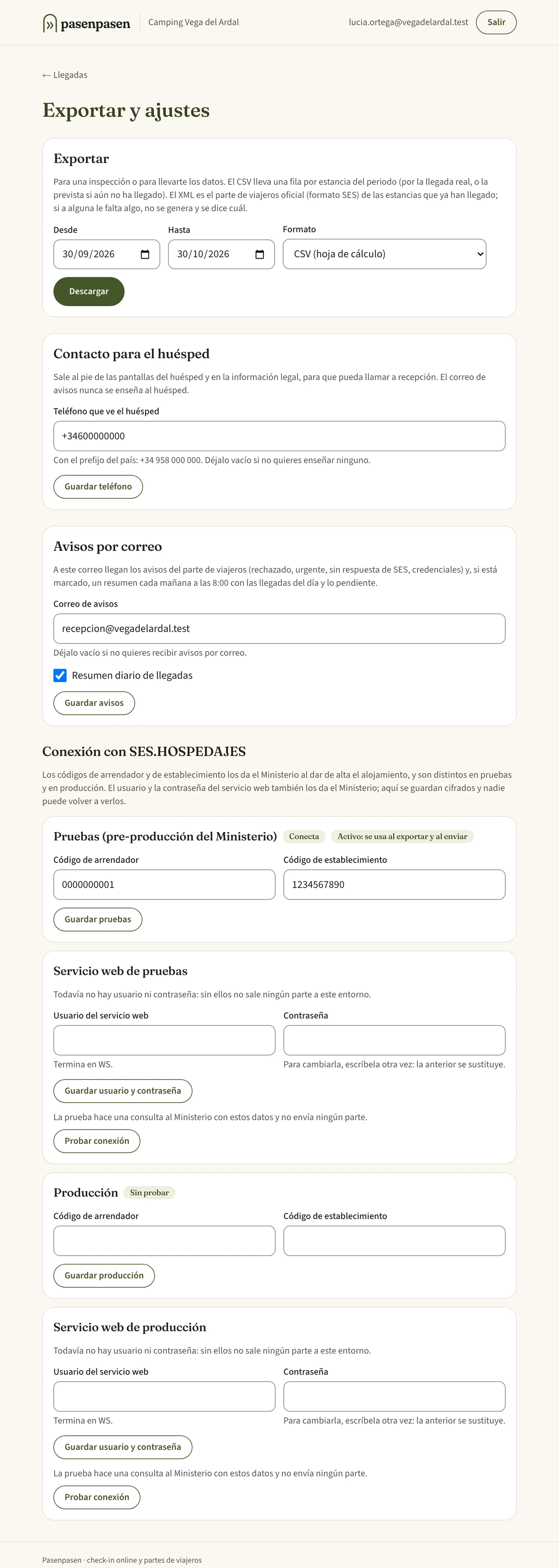 Conexión con SES.HOSPEDAJES en los ajustes: códigos de establecimiento y arrendador, entornos de pruebas y producción